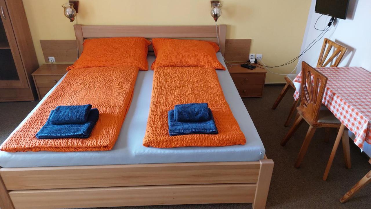 Rozmberska Basta Hotel Třeboň Eksteriør billede