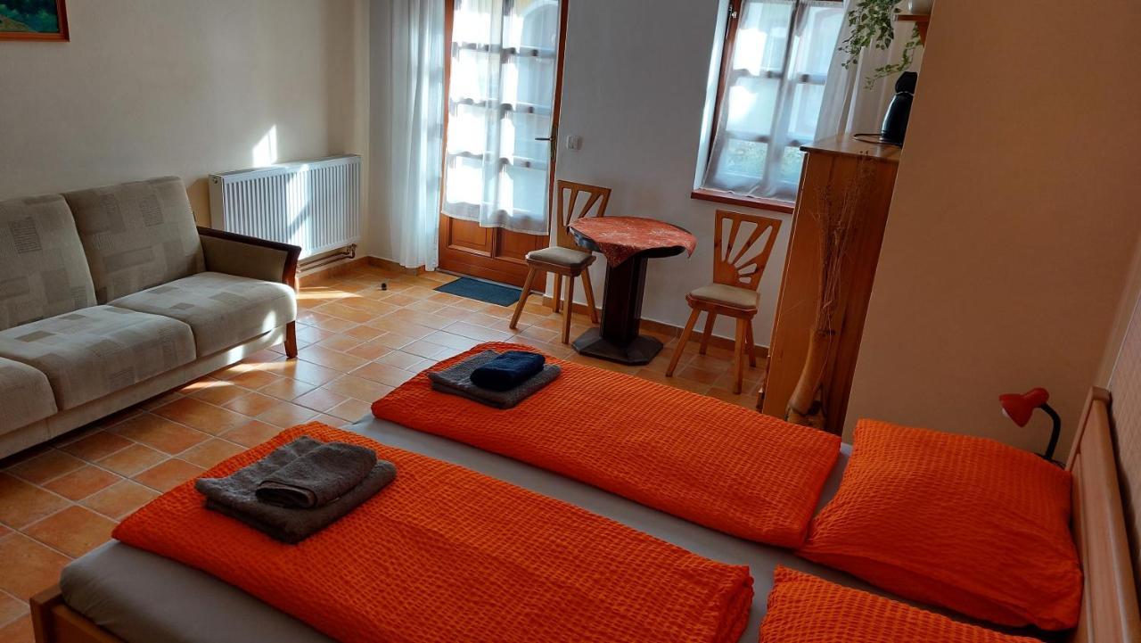 Rozmberska Basta Hotel Třeboň Eksteriør billede